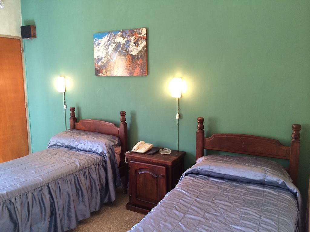 Hotel Cordoba Villa Carlos Paz Exteriör bild